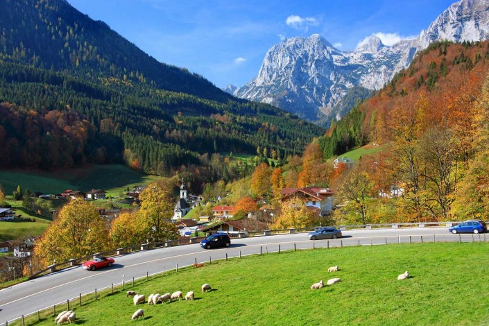 Deutsche Alpenstraße bei Ramsau