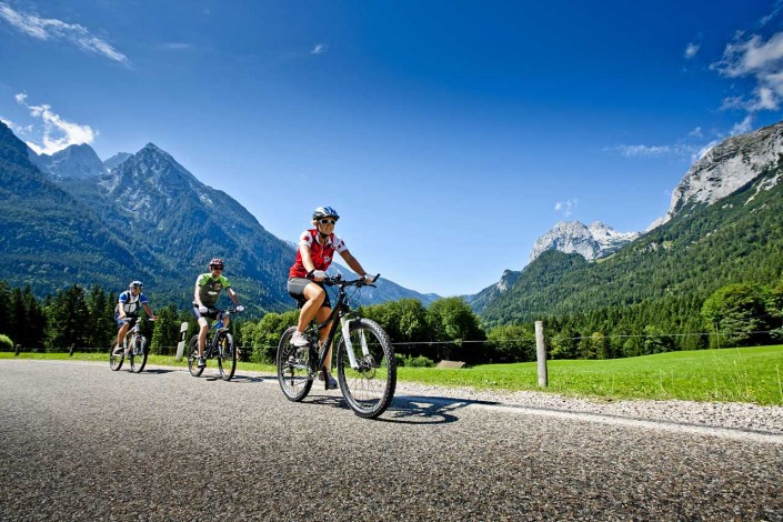 Mountain Bike in der Bergwelt von Ramsau